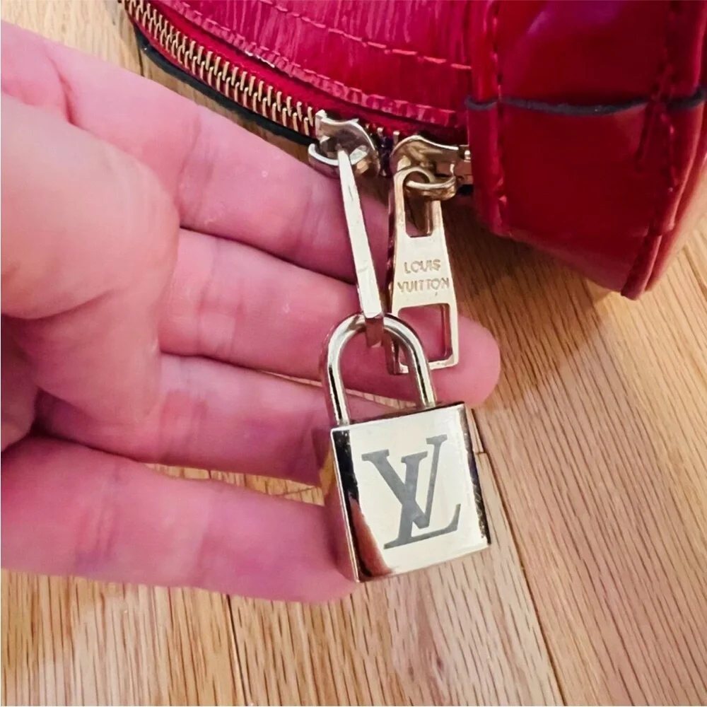 Louis Vuitton X Supreme Collab Logo Coquelicot Epi Red Leather Alma BB Bag - Picture 3 of 17